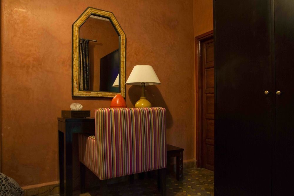 Riad Atlas IV And Spa Marrakesh Bagian luar foto